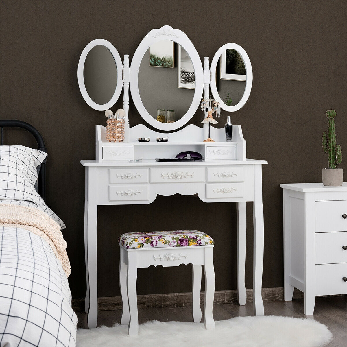 SUGIFT Vanity Set with Tri-Folding Mirror and Cushioned Stool