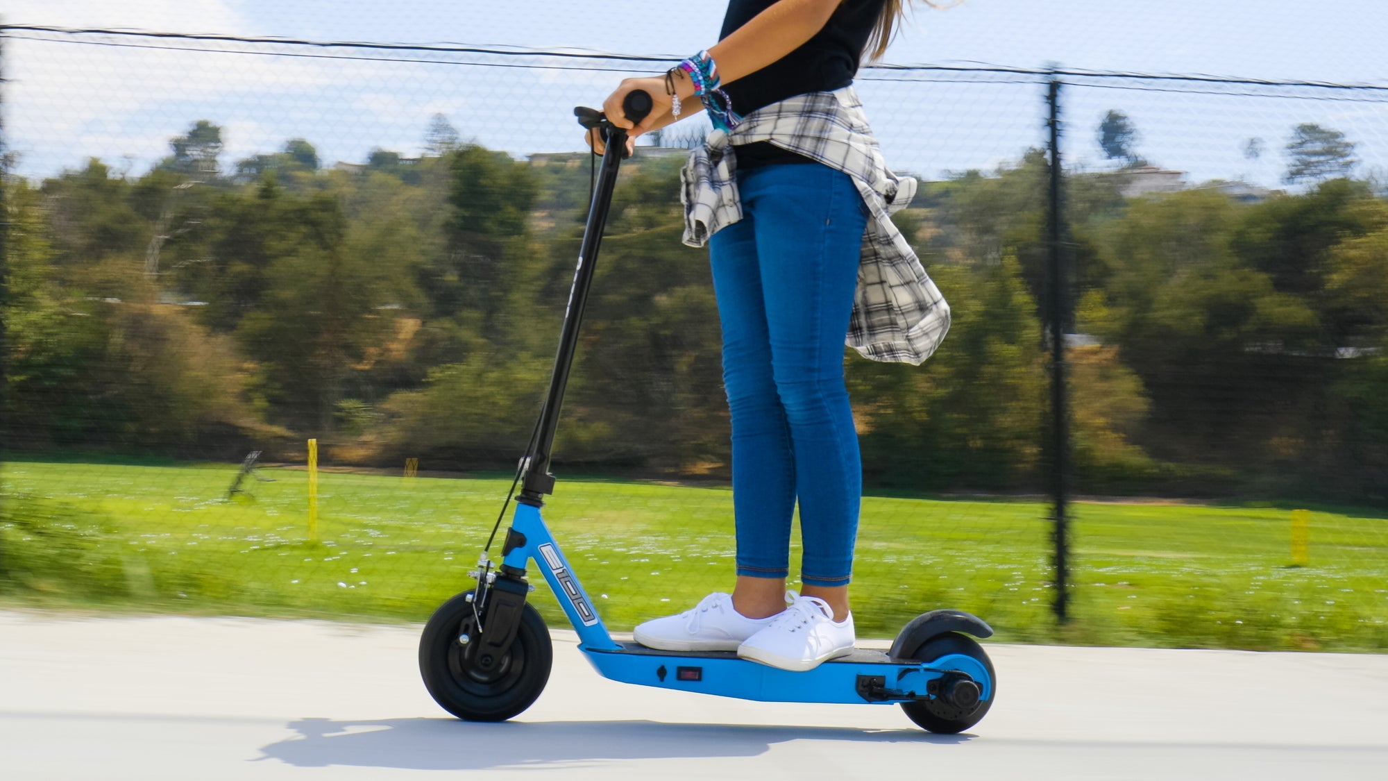 SUGIFT  Black Label E100 Electric Scooter for Kids Age 8 and up, Power Core High-Torque Hub Motor